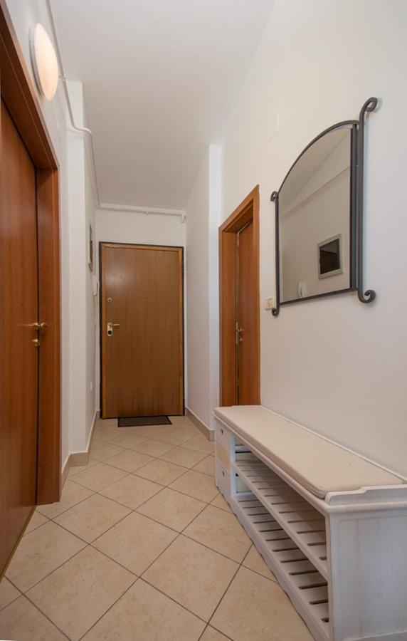 City Centre Sea View Apartment Pula Exterior foto